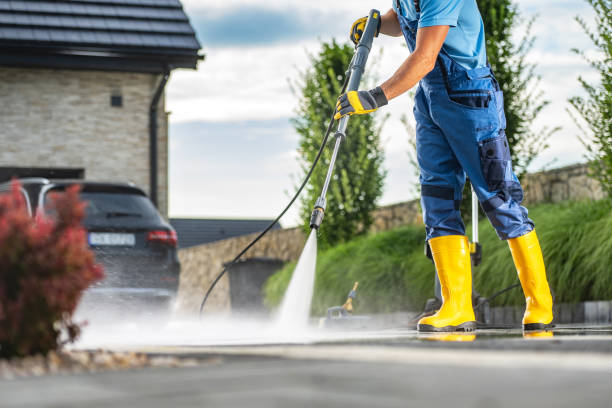 Best Garage Pressure Washing  in Amory, MS